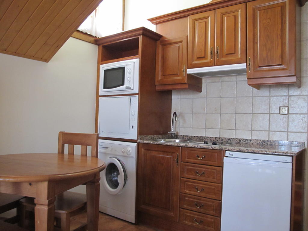 Apartamentos Casa Espanol โบรโต ภายนอก รูปภาพ